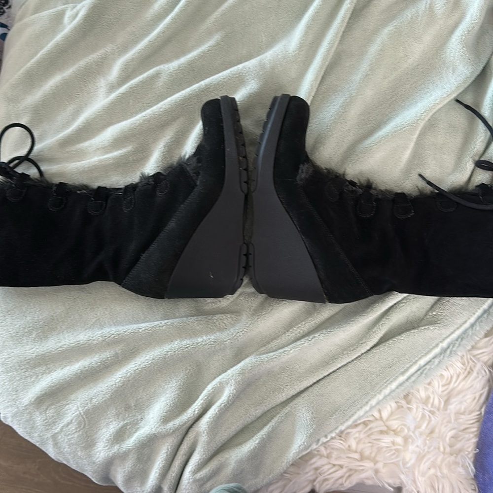 Black Lace Up Mid-Calf Boots with Fur Trim Size 9 - Picture 11 of 11